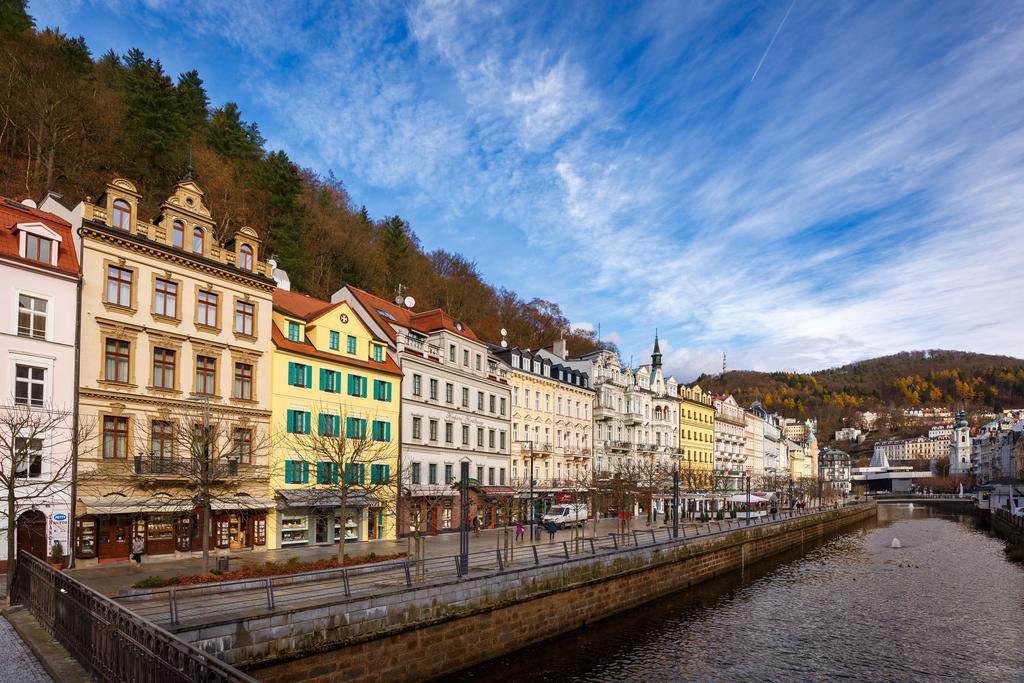 Hotel Maltezsky Kriz Karlovy Vary Exterior photo