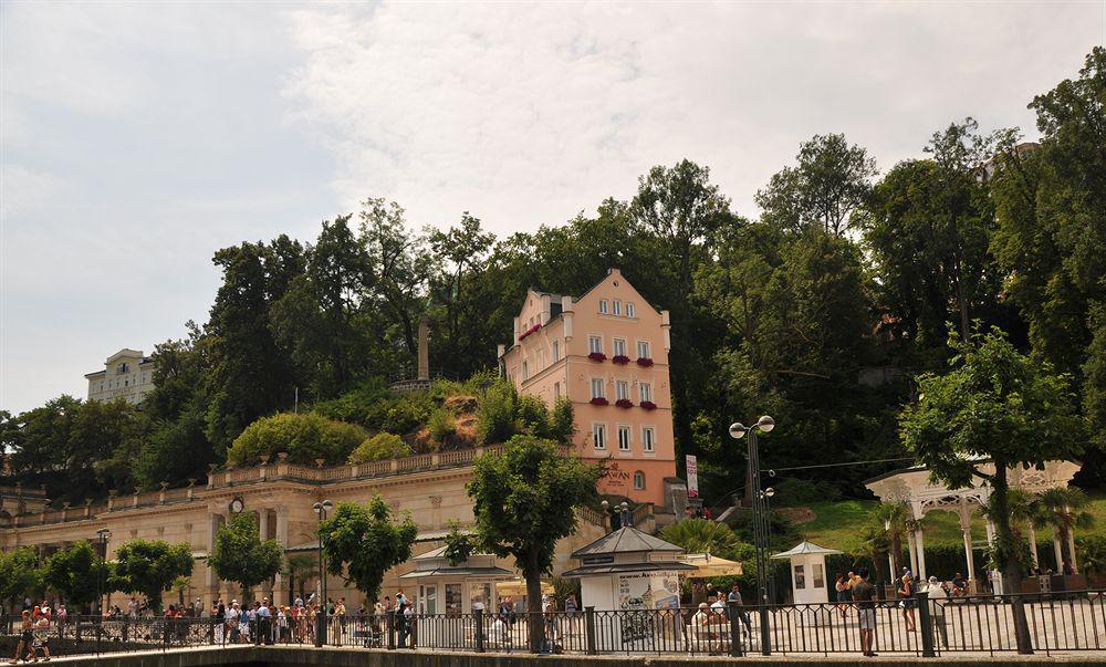 Hotel Maltezsky Kriz Karlovy Vary Exterior photo